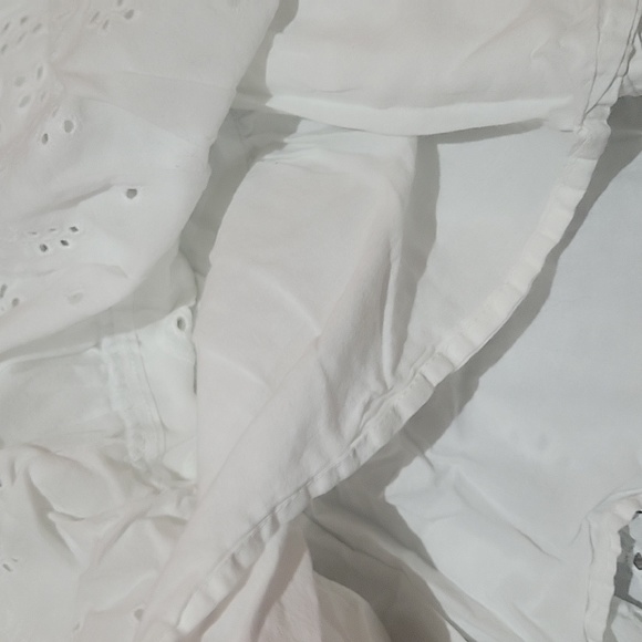 Girls eyelet dress - Picture 3 of 8